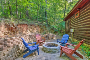 Scenic Blue Ridge Cabin with Hot Tub on Deck!
